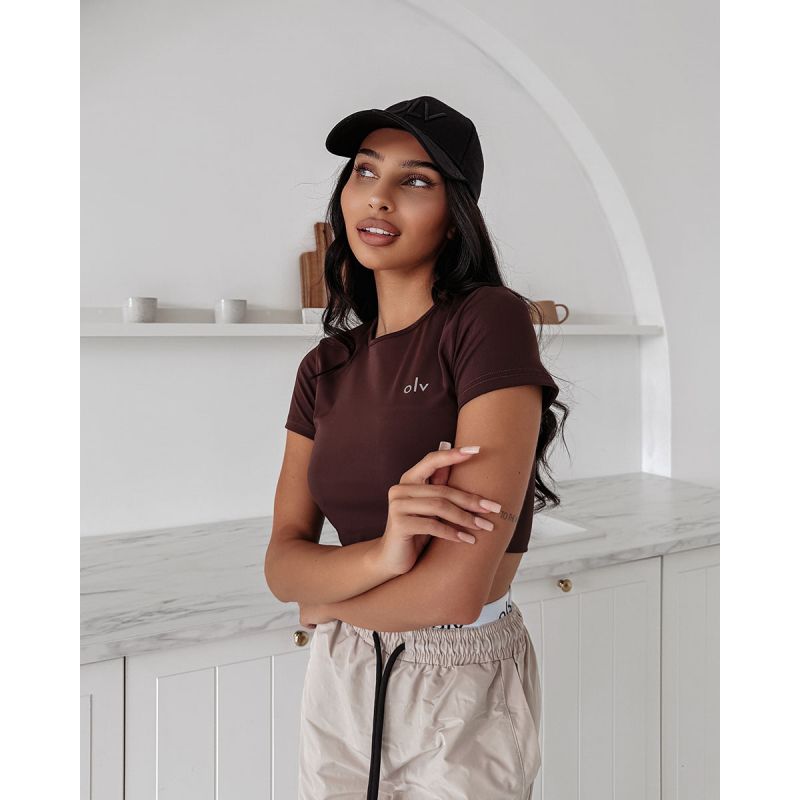 T-shirt damski OLAVOGA BASIC MUSE 2025 dark chocolate - FashionPlace - 1