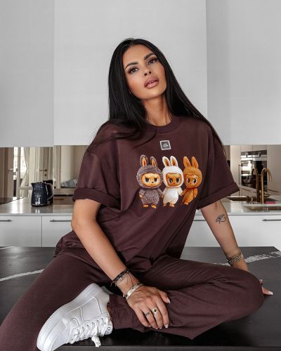 T-shirt damski OLAVOGA HEART SIDE 2025 brąz - FashionPlace - 2
