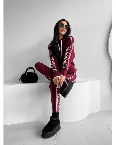 Komplet damski OLAVOGA LAROSE 2025 burgund - FashionPlace - 3