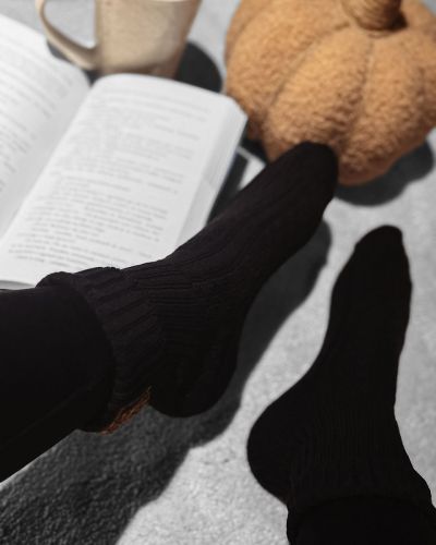 Skarpetki damskie OLAVOGA FERRO 2025 czerń - FashionPlace - 2