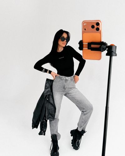 Bluzka damska OLAVOGA FERON 2026 czerń - FashionPlace - 1