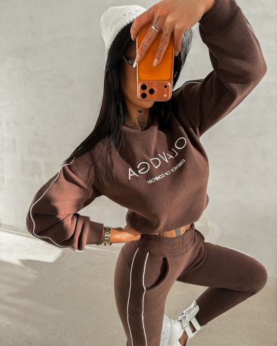 Komplet damski OLAVOGA LENTO 2026 brąz - FashionPlace - 2