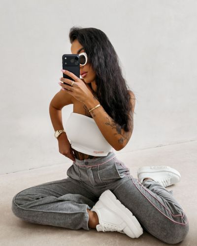 Top damski OLAVOGA LEYA 2025 ecru - FashionPlace - 1