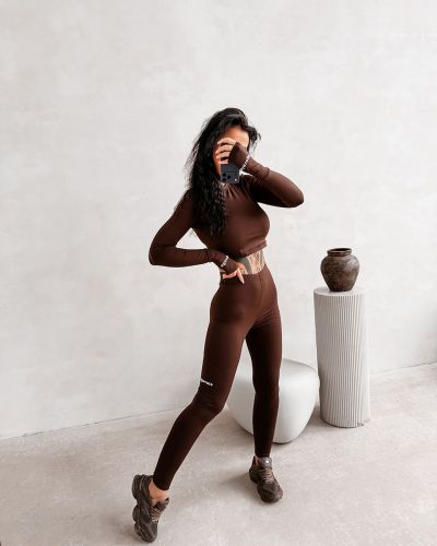 Komplet damski OLAVOGA DULCE 2026 brąz - FashionPlace - 5