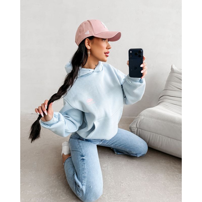 Bluza damska OLAVOGA LUCKY MINDSET 2026 baby blue - FashionPlace - 1