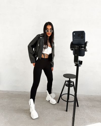 Kurtka damska OLAVOGA CAMPANI 2026 czerń - FashionPlace - 1