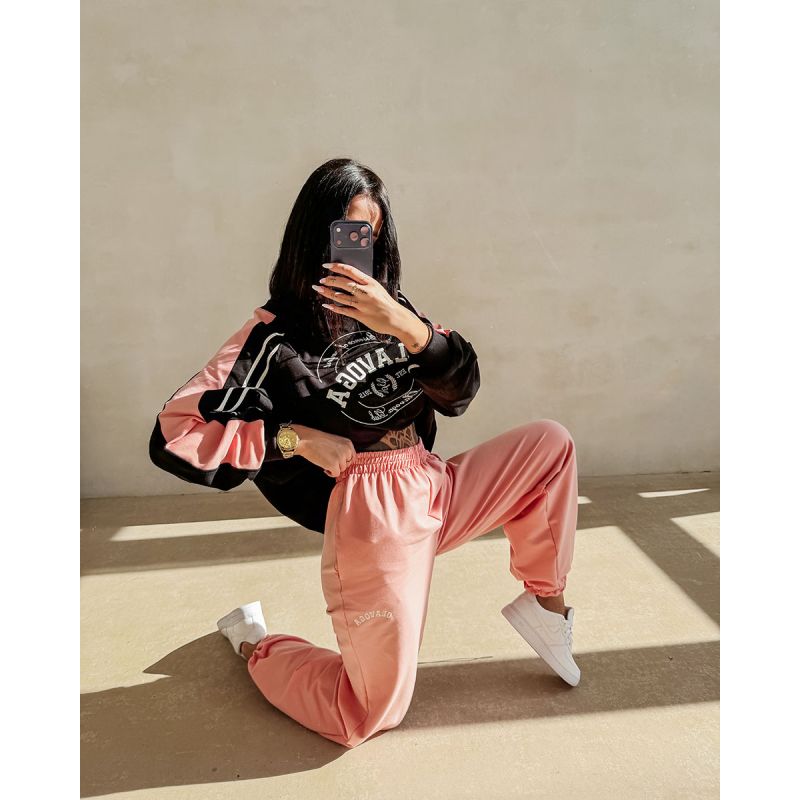 Spodnie damskie OLAVOGA EVARA 2026 coral pink - FashionPlace - 1