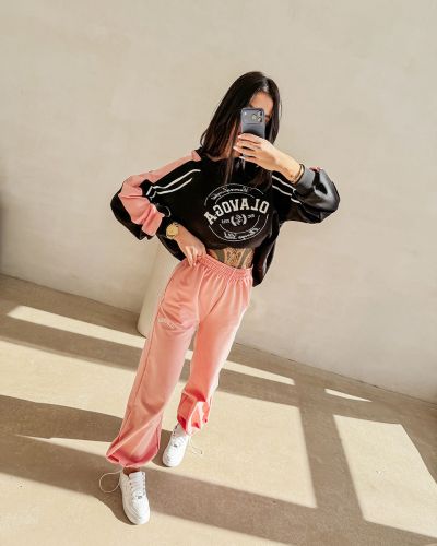 Bluza damska OLAVOGA DELORA 2026 black + coral pink - FashionPlace - 3