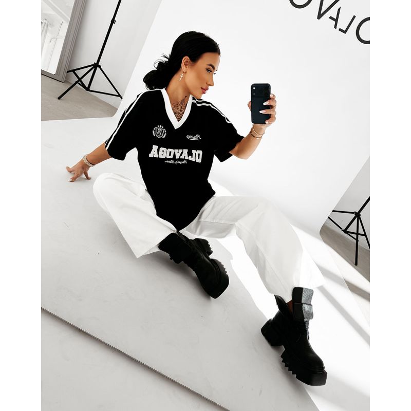 T-shirt damski OLAVOGA LONDON 2026 czerń - FashionPlace - 1