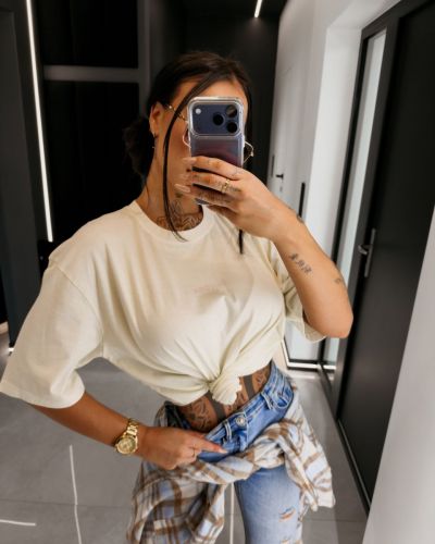 T-shirt damski OLAVOGA ENORAI 2026 ecru - FashionPlace - 1