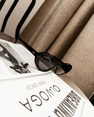 Okulary damskie OLAVOGA OPULUXE 2026 czerń - FashionPlace - 2