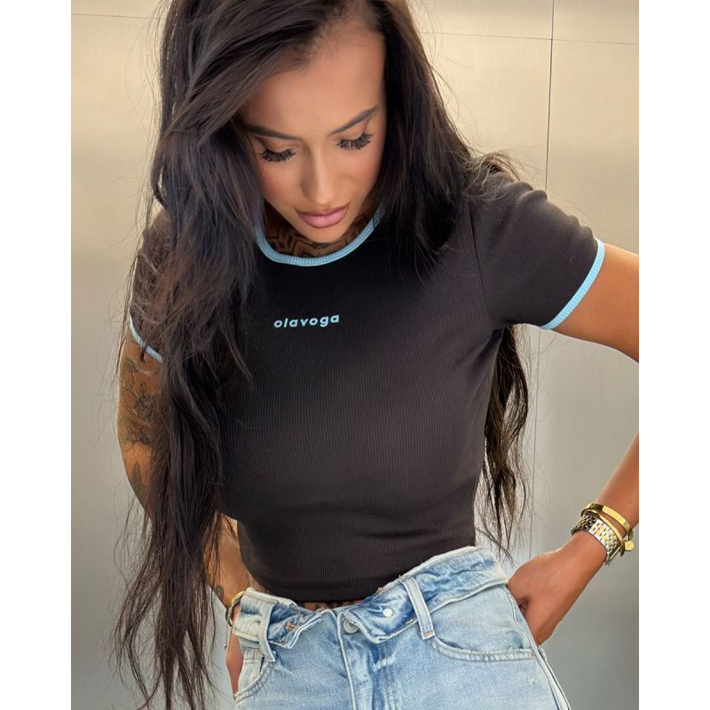 T-shirt damski OLAVOGA MALIA 2026 brąz+baby blue - FashionPlace - 1