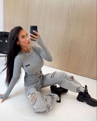 Bluzka damska OLAVOGA RE ZA 2026 szara - FashionPlace - 1
