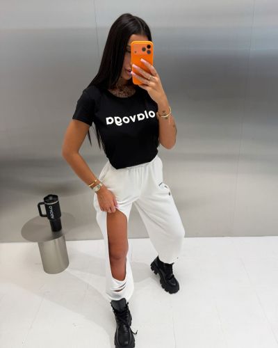 T-shirt damski OLAVOGA EARLY 2026 czerń - FashionPlace - 3