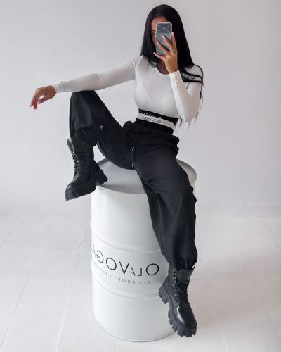Spodnie damskie OLAVOGA UWELA 2026 czerń - FashionPlace - 1