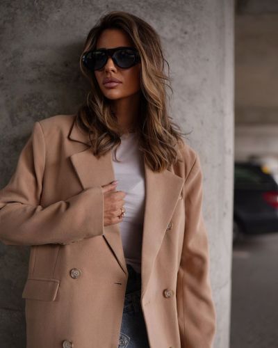Płaszcz damski OLAVOGA MOONLEOER 2026 camel - FashionPlace - 2