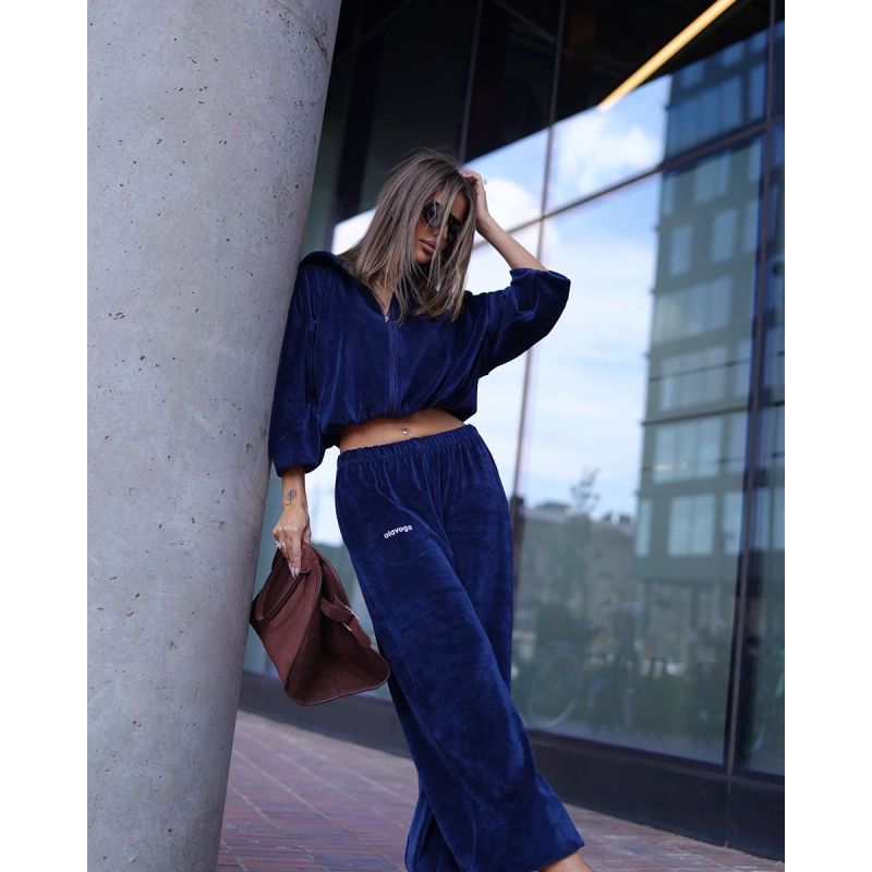 Komplet damski OLAVOGA AMBITION 2026 navy blue - FashionPlace - 1