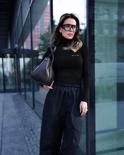 Sweter damski OLAVOGA BLEMENDO 2026 czerń - FashionPlace - 2