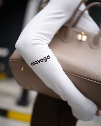 Bluzka damska OLAVOGA NEWY 2026 ecru - FashionPlace - 3