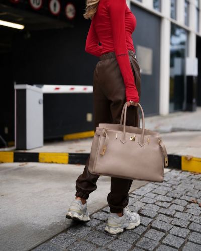 Bluzka damska OLAVOGA NEWY 2026 czerwień - FashionPlace - 4