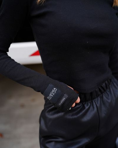 Bluzka damska OLAVOGA SHINE 2026 czerń - FashionPlace - 2