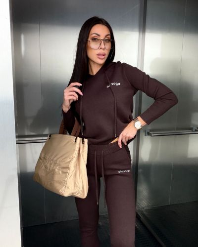 Komplet damski OLAVOGA TORA 2026 brąz - FashionPlace - 2